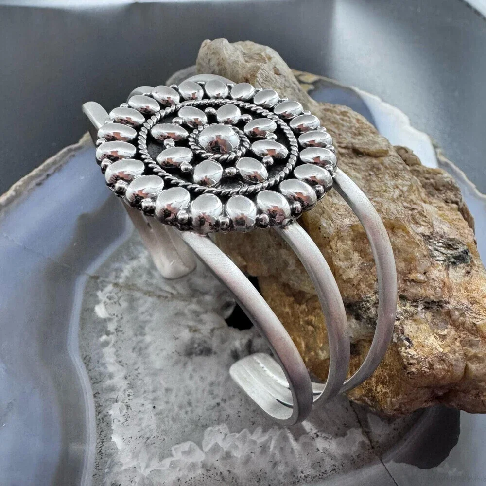 Sterling Silver Southwestern Style Flower Cluster Split Shank Bracelet For Women